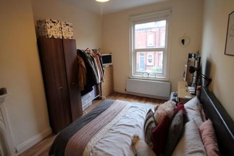 4 bedroom house to rent, Granby Terrace, Leeds