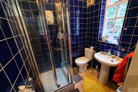 undefined, Victoria Road, Leeds