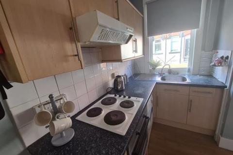 4 bedroom house to rent - Granby Place, Leeds