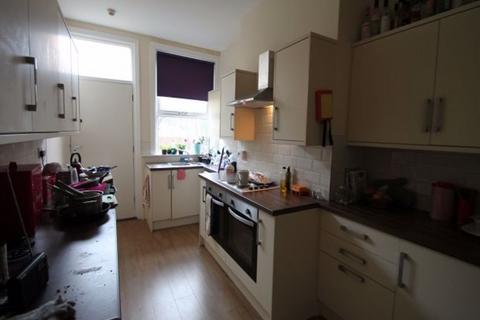 Ash Grove, Leeds