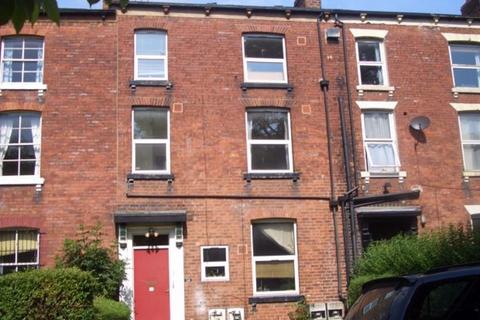 1 bedroom house to rent, Midland Road, Leeds