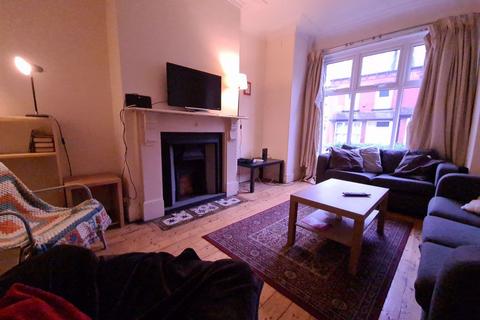 6 bedroom house to rent, Ebor Place, Leeds