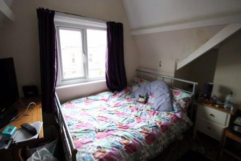 5 bedroom house to rent - Manor Terrace, Leeds