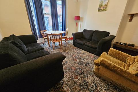 5 bedroom house to rent, Norwood Terrace, Leeds