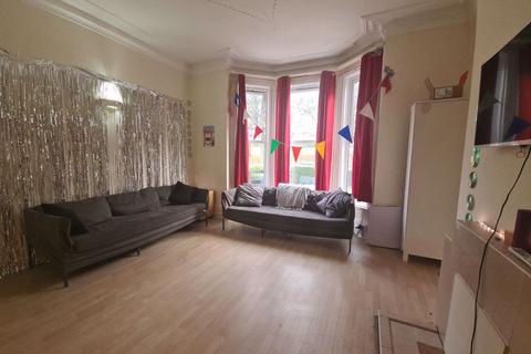 7 bedroom house to rent, Hyde Park Road, Leeds