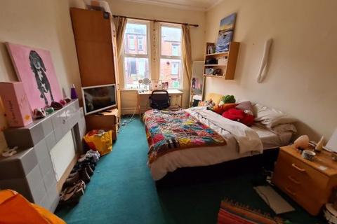 Brudenell Avenue, Leeds