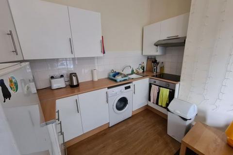 2 bedroom house to rent, Kensington Terrace, Leeds