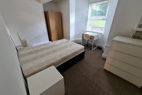 undefined, Kensington Terrace, Leeds
