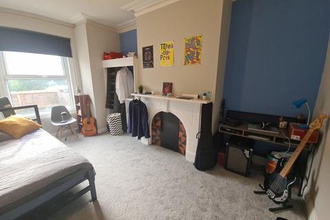 1 bedroom in a house share to rent, Bennett Road, Leeds