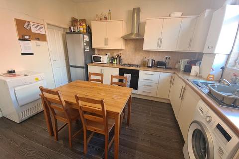 Hessle View, Leeds