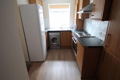 4 bedroom house to rent, Manor Terrace, Leeds