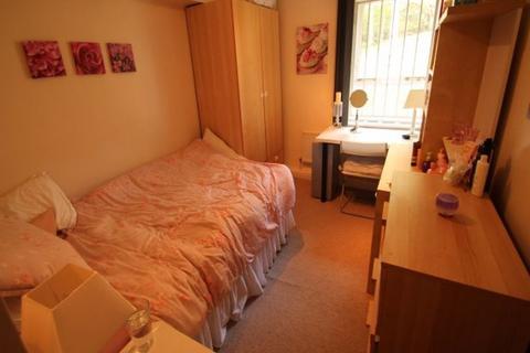 4 bedroom house to rent, Victoria Street, Leeds