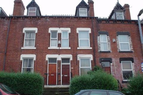 3 bedroom house to rent - Woodsley Road, Leeds