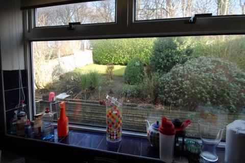 undefined, Foxcroft Mount, Leeds