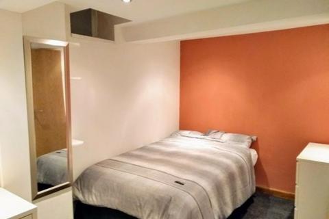 3 bedroom house to rent, Kelsall Terrace, Leeds