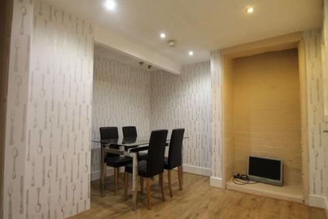 2 bedroom house to rent - Adwick Place, Leeds