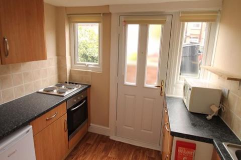 2 bedroom house to rent - Adwick Place, Leeds