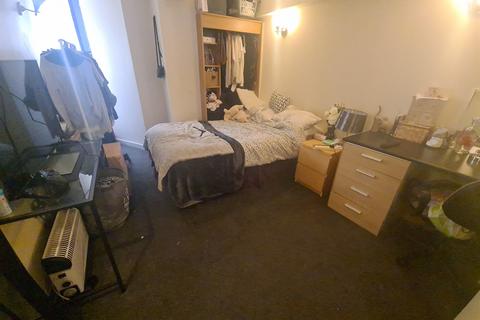 undefined, Ash Grove, Leeds