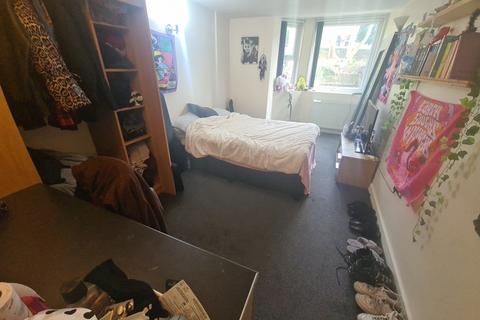 undefined, Ash Grove, Leeds