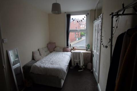 2 bedroom house to rent, Beechwood Terrace, Leeds