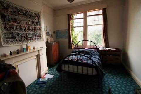 undefined, Holly Bank, Leeds