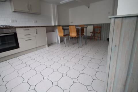 undefined, Claremont Grove, Leeds