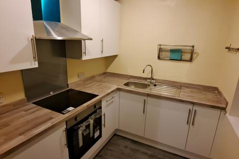 1 bedroom house to rent, Dene House Court, Leeds