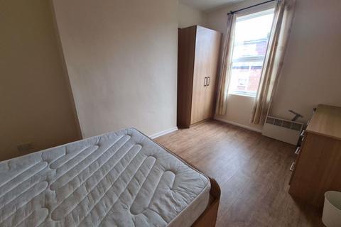 undefined, Headingley Mount, Leeds