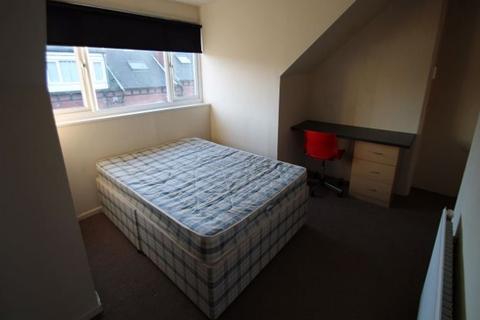 4 bedroom house to rent, Ashville Road, Leeds