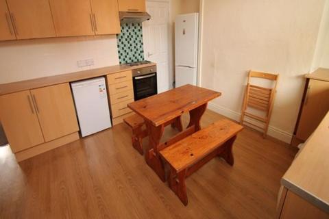 5 bedroom house to rent, Richmond Avenue, Leeds