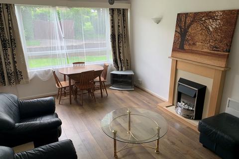 1 bedroom house to rent, Falkland Court, Leeds