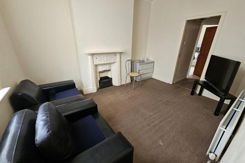 1 bedroom house to rent, Norman Terrace, Leeds