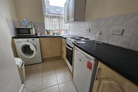 1 bedroom house to rent, Norman Terrace, Leeds