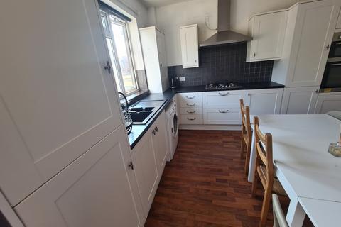 6 bedroom house to rent, Brudenell Road, Leeds