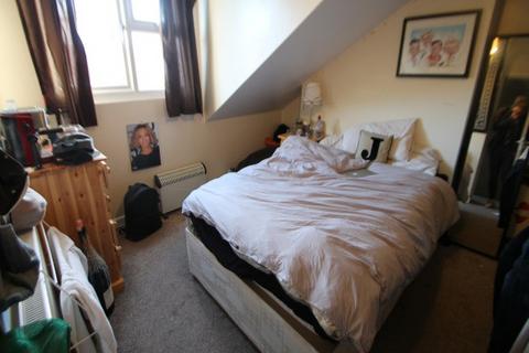 5 bedroom house to rent - Royal Park Terrace, Leeds