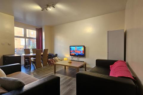 5 bedroom house to rent, Royal Park Terrace, Leeds