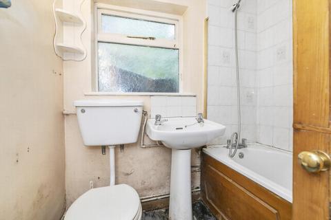 31 Montague Road, London, W7 3PG