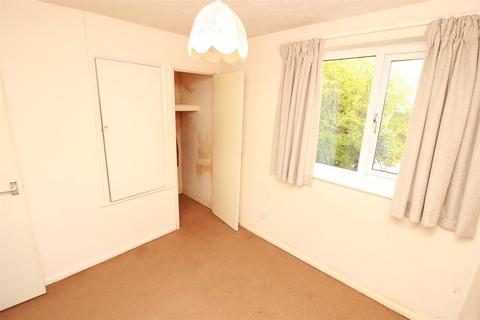 60 Sutherland Avenue, Yate, Bristol, BS37 5UQ