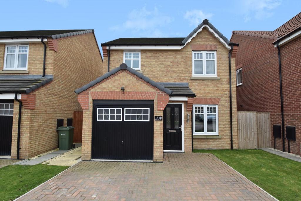 Roberts Drive, Snaith 3 bed detached house £260,000