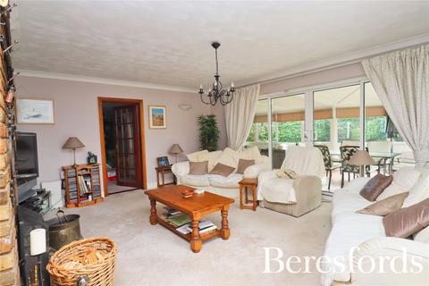 3 bedroom bungalow for sale - Private Road, Chelmsford, CM2