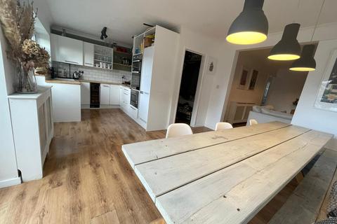 26 Allens Road, Poole, BH16 5BU