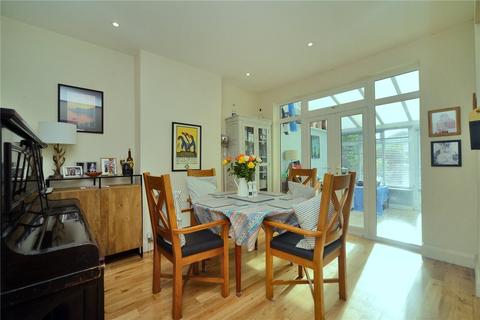 86 Braemar Road, Worcester Park, KT4 8SW