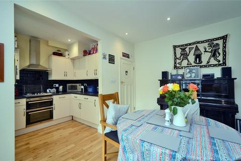 86 Braemar Road, Worcester Park, KT4 8SW
