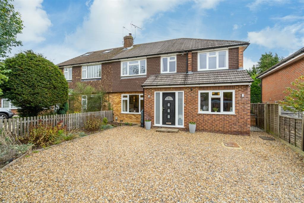 Westwood Drive, Little Chalfont, Buckinghamshire, HP6 6RL 4 bed semidetached house £875,000