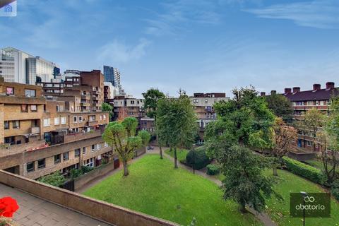 99 Burr Close, London, E1W 1ND