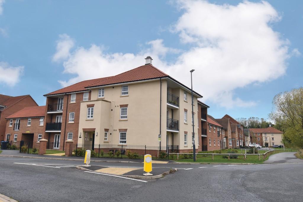 Ben Hyde Way, Northallerton 2 bed apartment £675 pcm (£156 pw)
