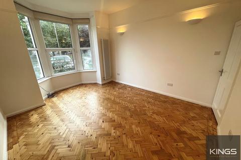 2 bedroom ground floor flat to rent, Shirley Road, Southsea
