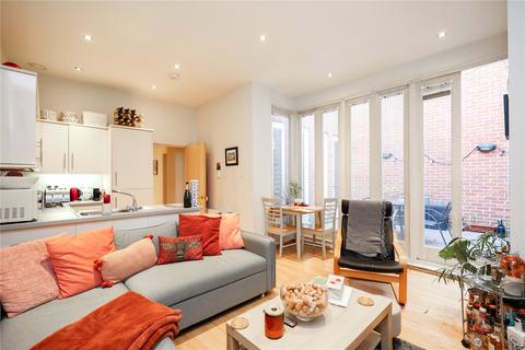 1 bedroom apartment to rent, Upper Richmond Road, Putney, London, SW15