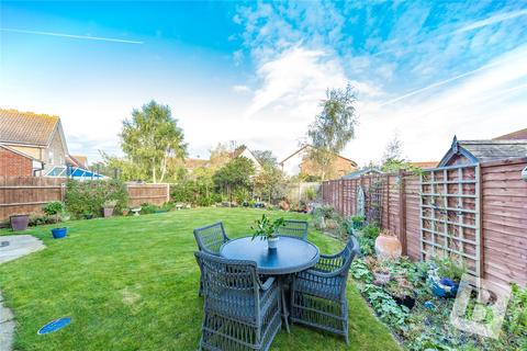 8 Juniper Drive, South Ockendon, RM15 6TW
