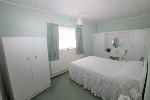 8 Hayward Close, Crayford, Dartford, DA1 4DA